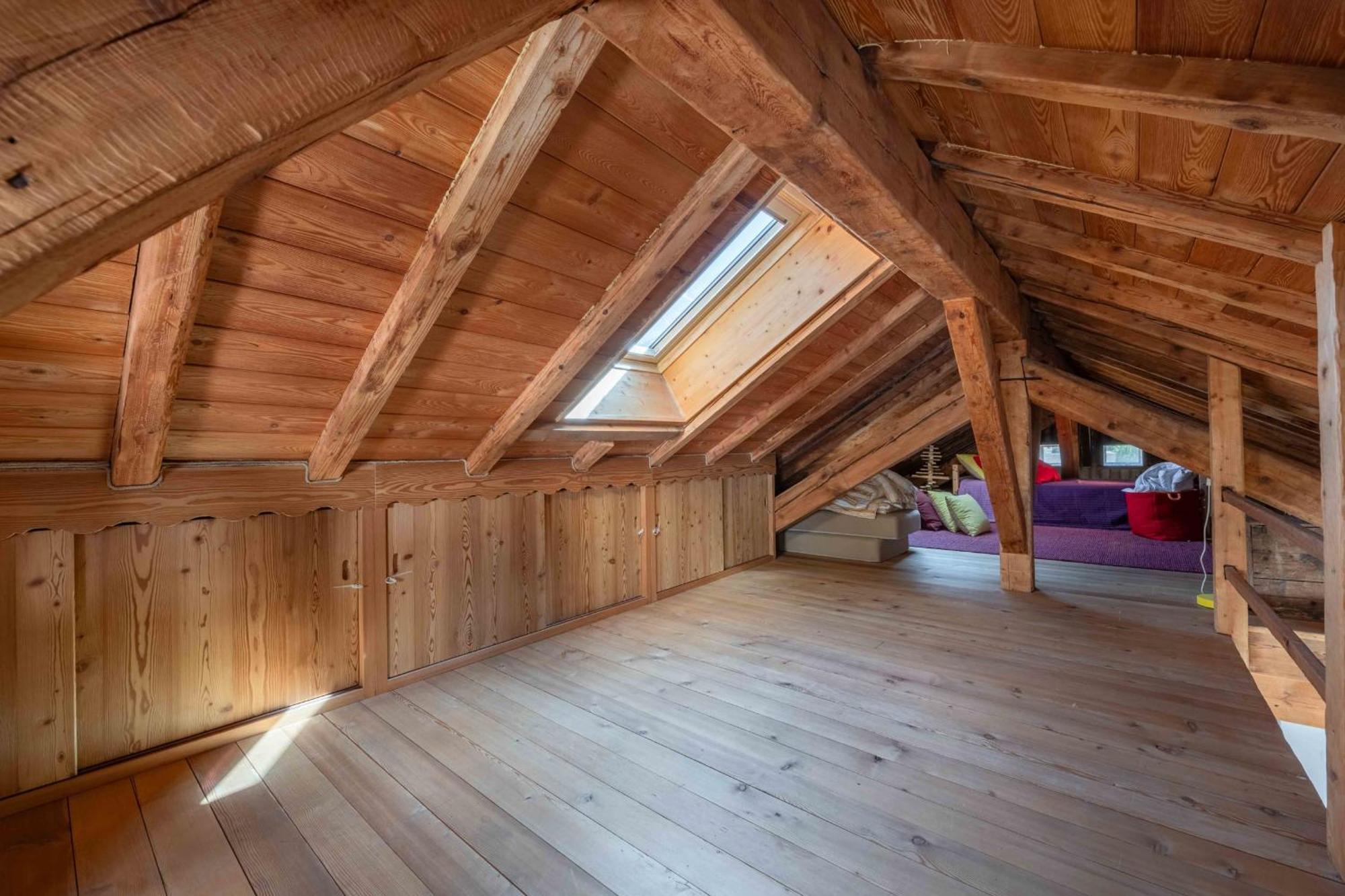 Spacious Loft On Pedestrian Street With Views Apartamento *